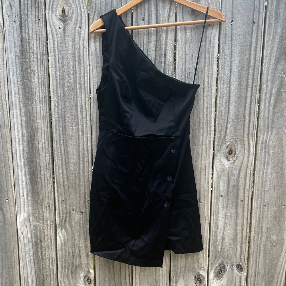 Lulu's Sleek Black One-Shoulder Dress